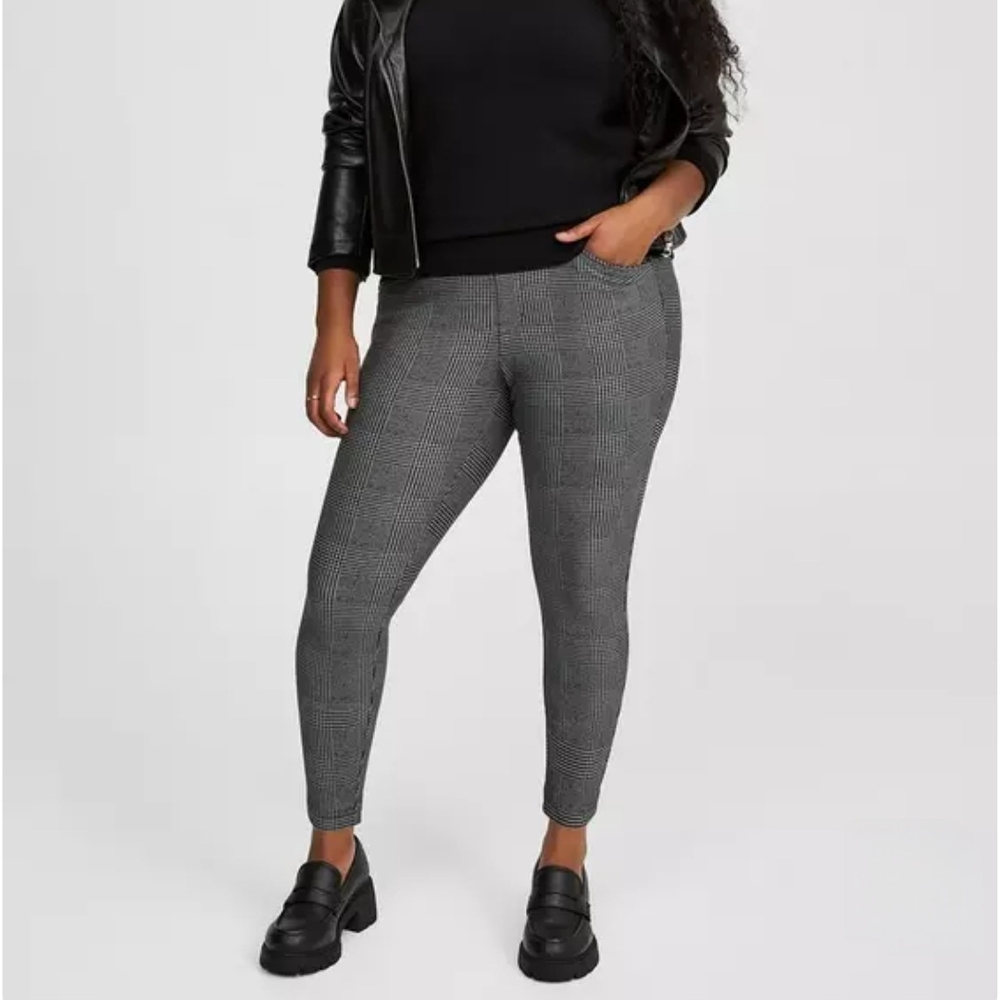 Torrid Pixie Luxe Ponte Skinny Pant